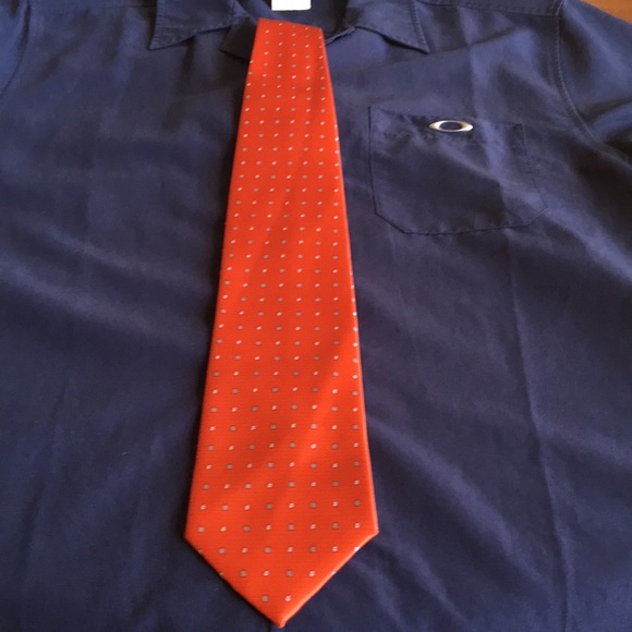 Four Hugo Boss & Italian brand Ties - Picture 7 of 8